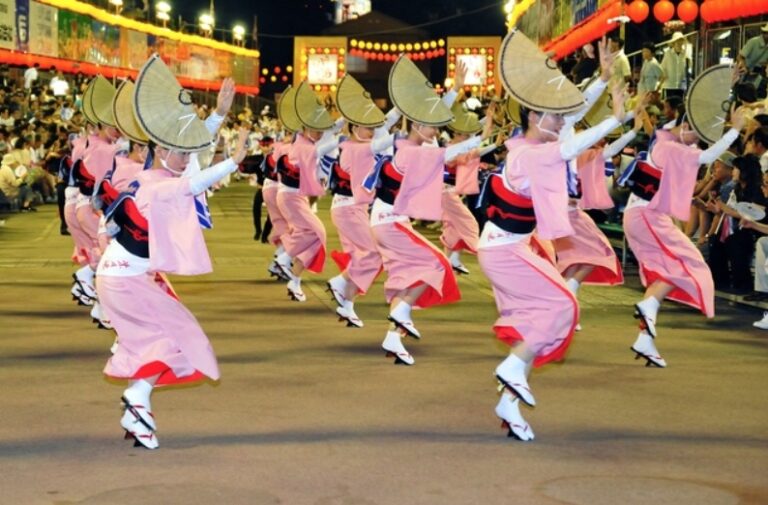 Read more about the article Best Time To Visit Japan Summer Festivals