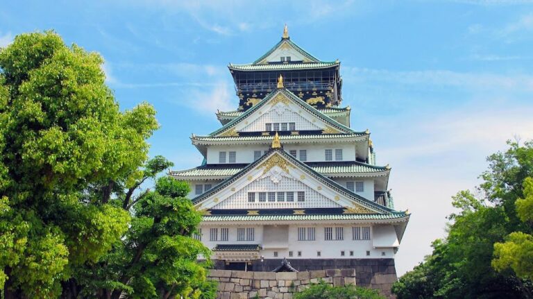 Read more about the article Top 10 Places to Visit in Osaka Japan